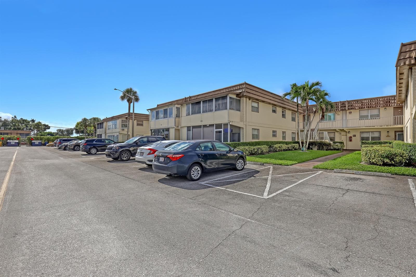 81 SAXONY B # 81, Delray Beach, FL 33446 photo 2