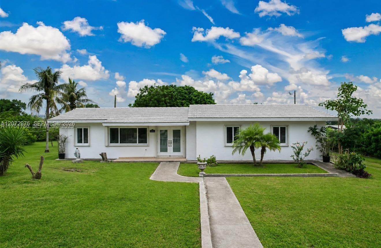 20890 SW 236th St, Homestead, FL 33031 photo 2