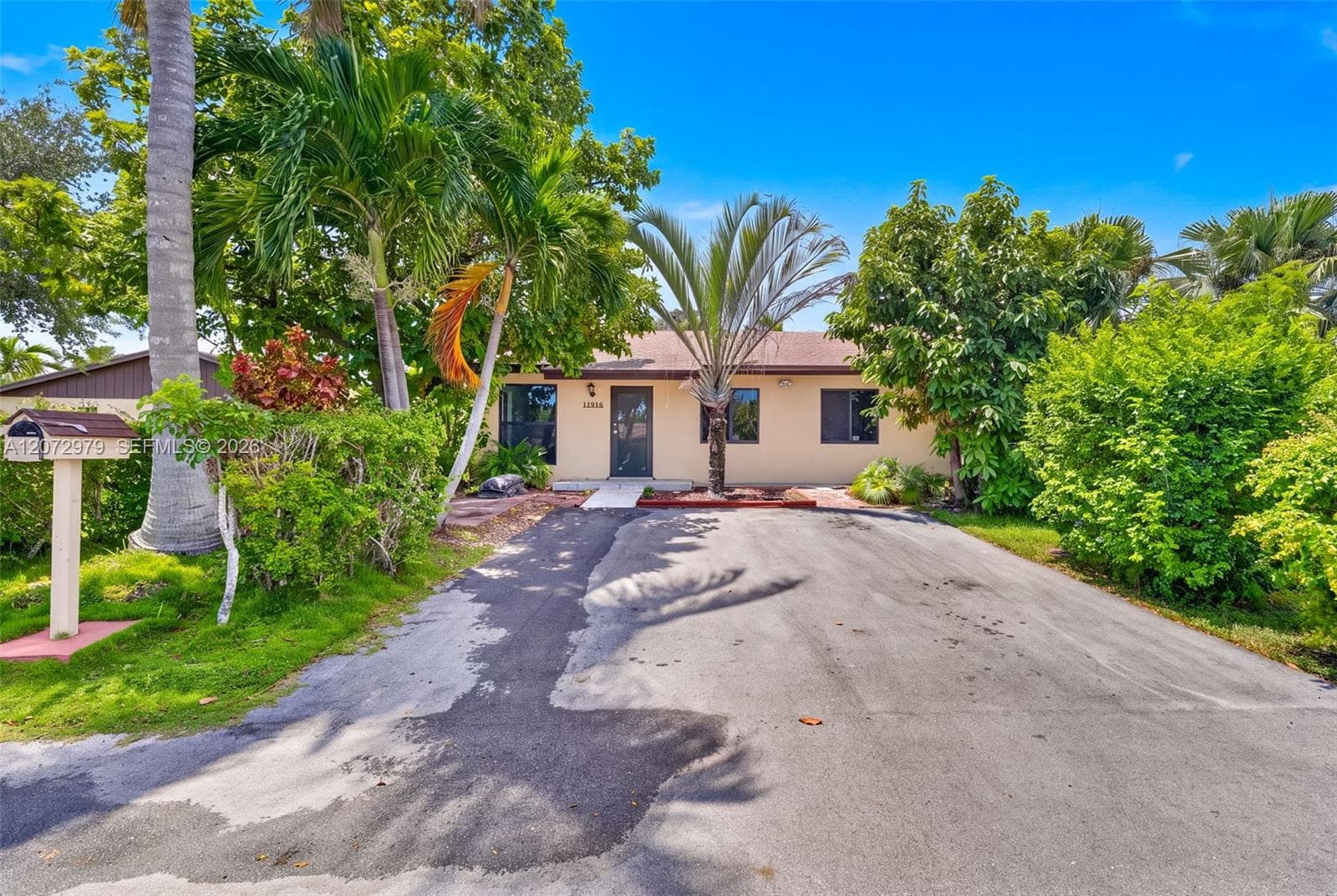 11916 SW 123rd Pl, Miami, FL 33186 photo 3