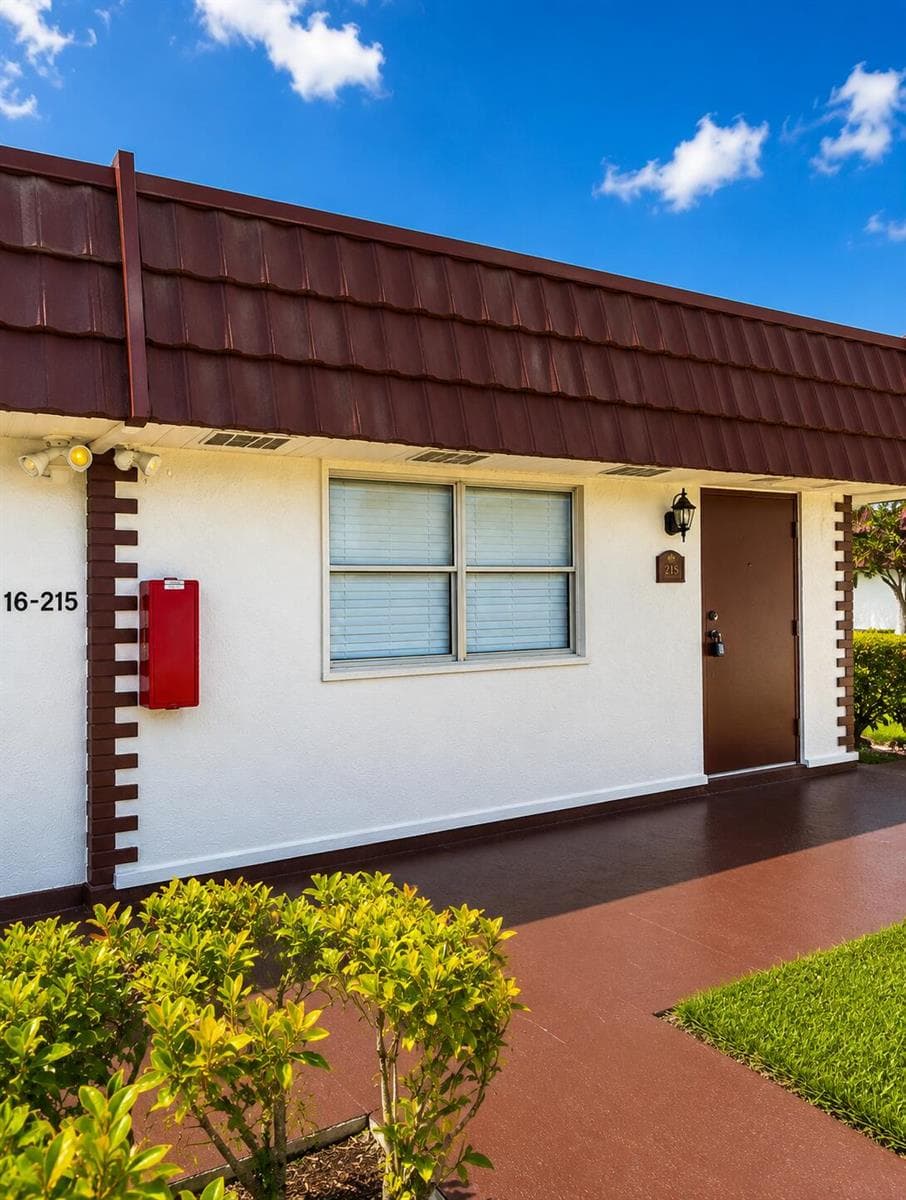 215 Waterford Crescent # I, Delray Beach, FL 33446 photo 2