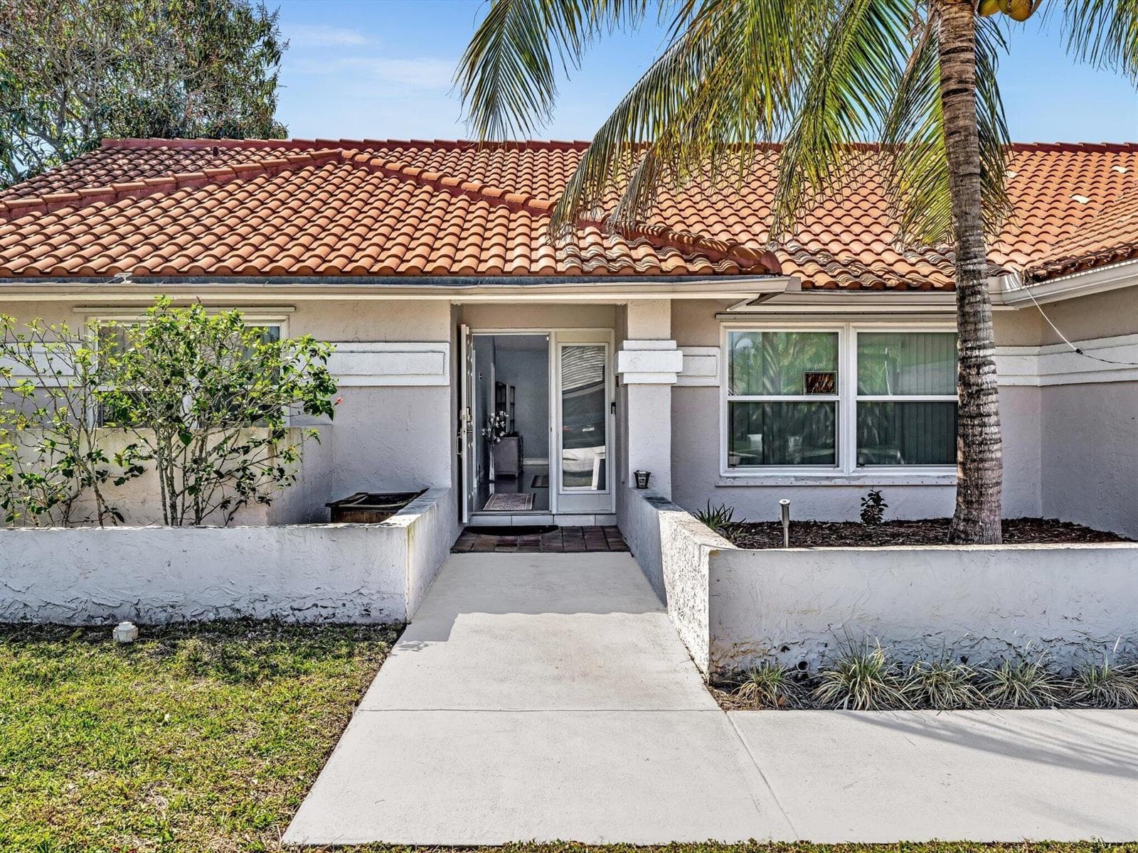 9393 Laurel Green Drive, Boynton Beach, FL 33437 photo 4