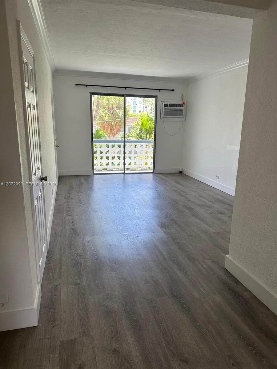 6805 Abbott Ave # 8, Miami Beach, FL 33141 photo 2