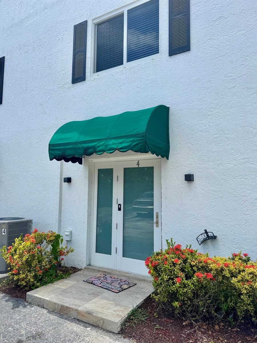 690 SE 23RD Avenue # 4, Pompano Beach, FL 33062