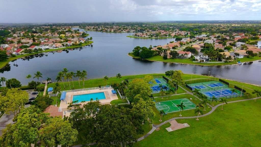 7606 Briar Cliff Circle, Lake Worth, FL 33467 photo 5