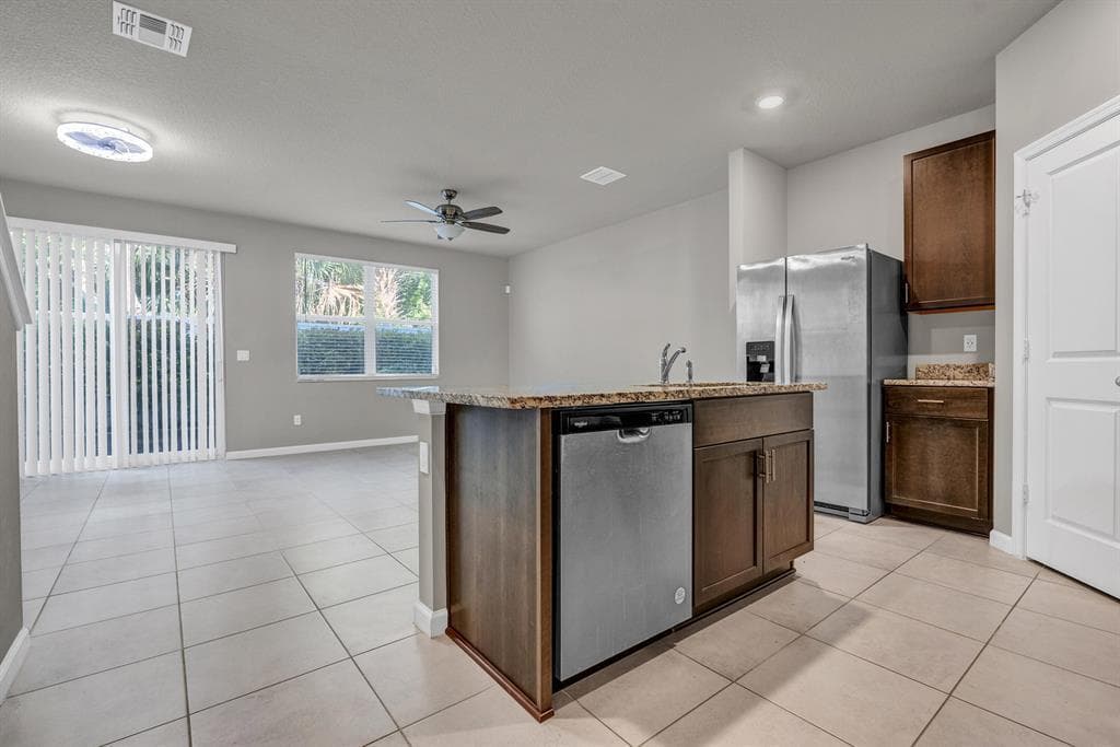 5659 Enclave Drive, Mangonia Park, FL 33407 photo 3
