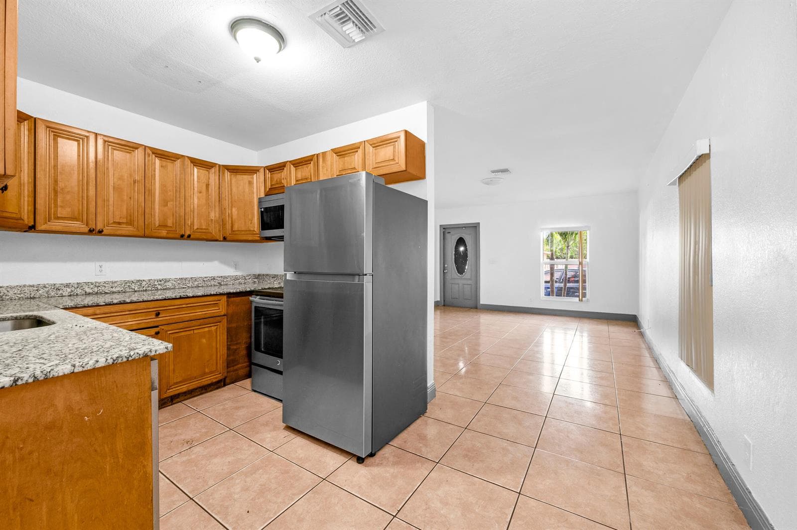 124 SW 10TH Avenue, Boynton Beach, FL 33435 photo 4