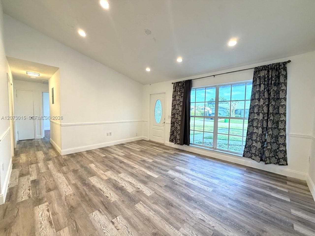 11641 NW 42nd St, Sunrise, FL 33323 photo 2