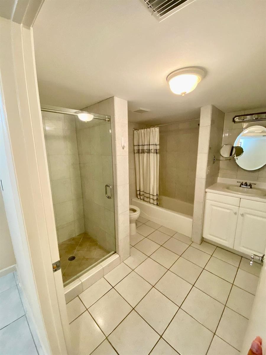 5900 Camino Del Sol # 206, Boca Raton, FL 33433 photo 3