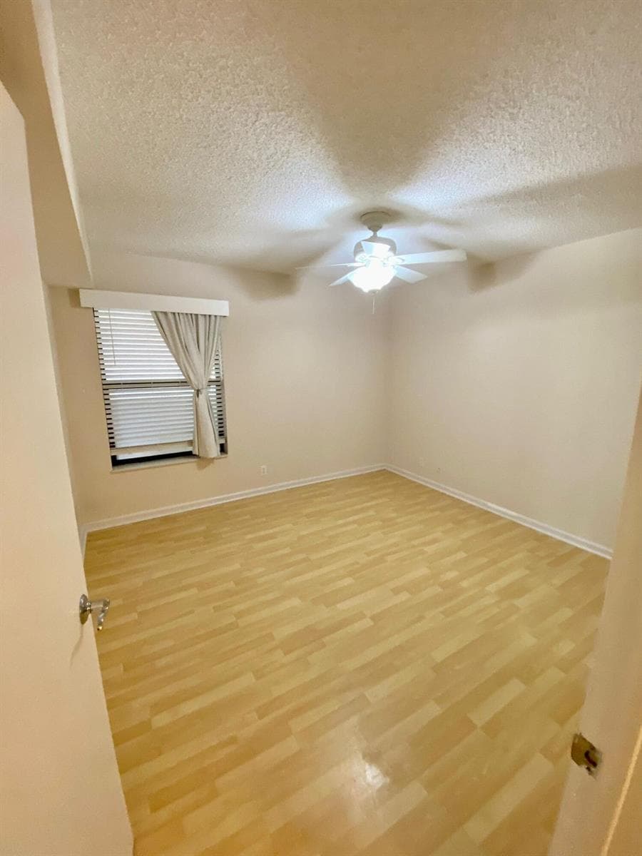 5900 Camino Del Sol # 206, Boca Raton, FL 33433