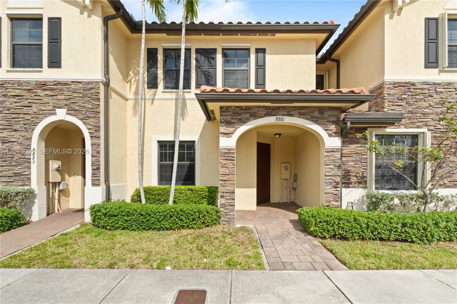 8881 W 35th Ln, Hialeah, FL 33018 photo 2