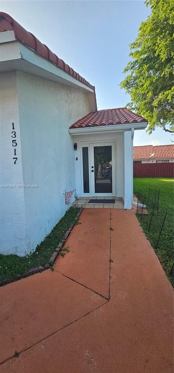 13517 SW 59th Ln, Miami, FL 33183 photo 2