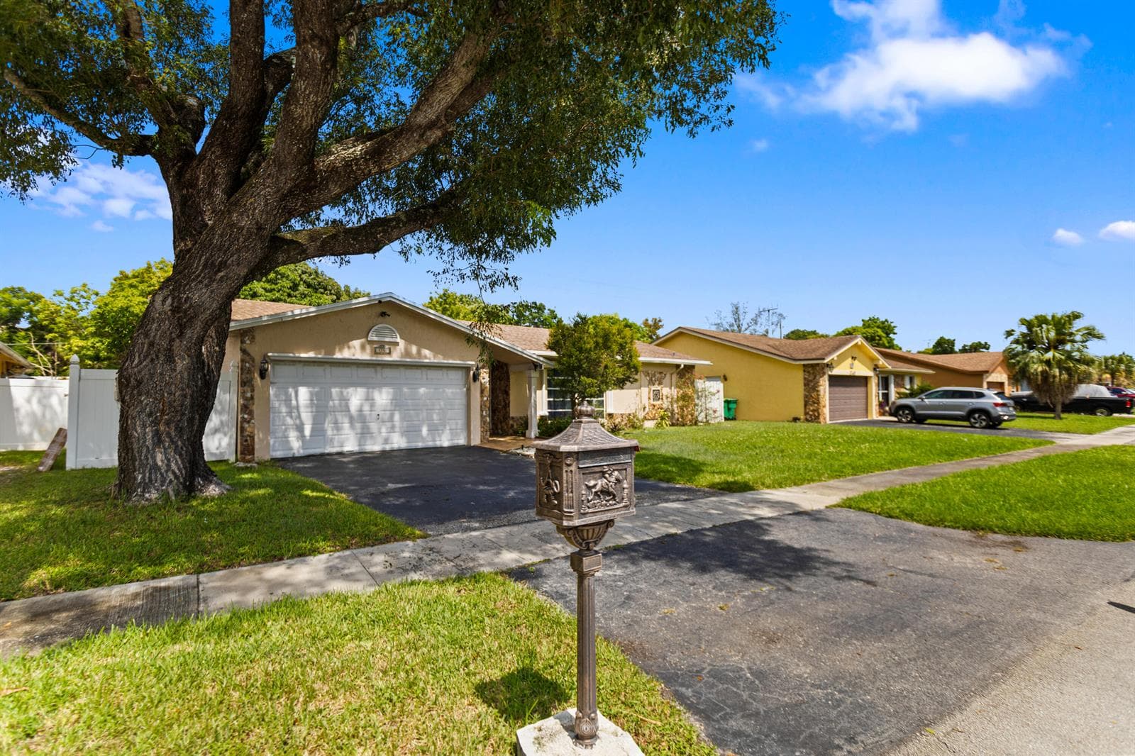 3750 NW 73rd Avenue, Lauderhill, FL 33319 photo 2