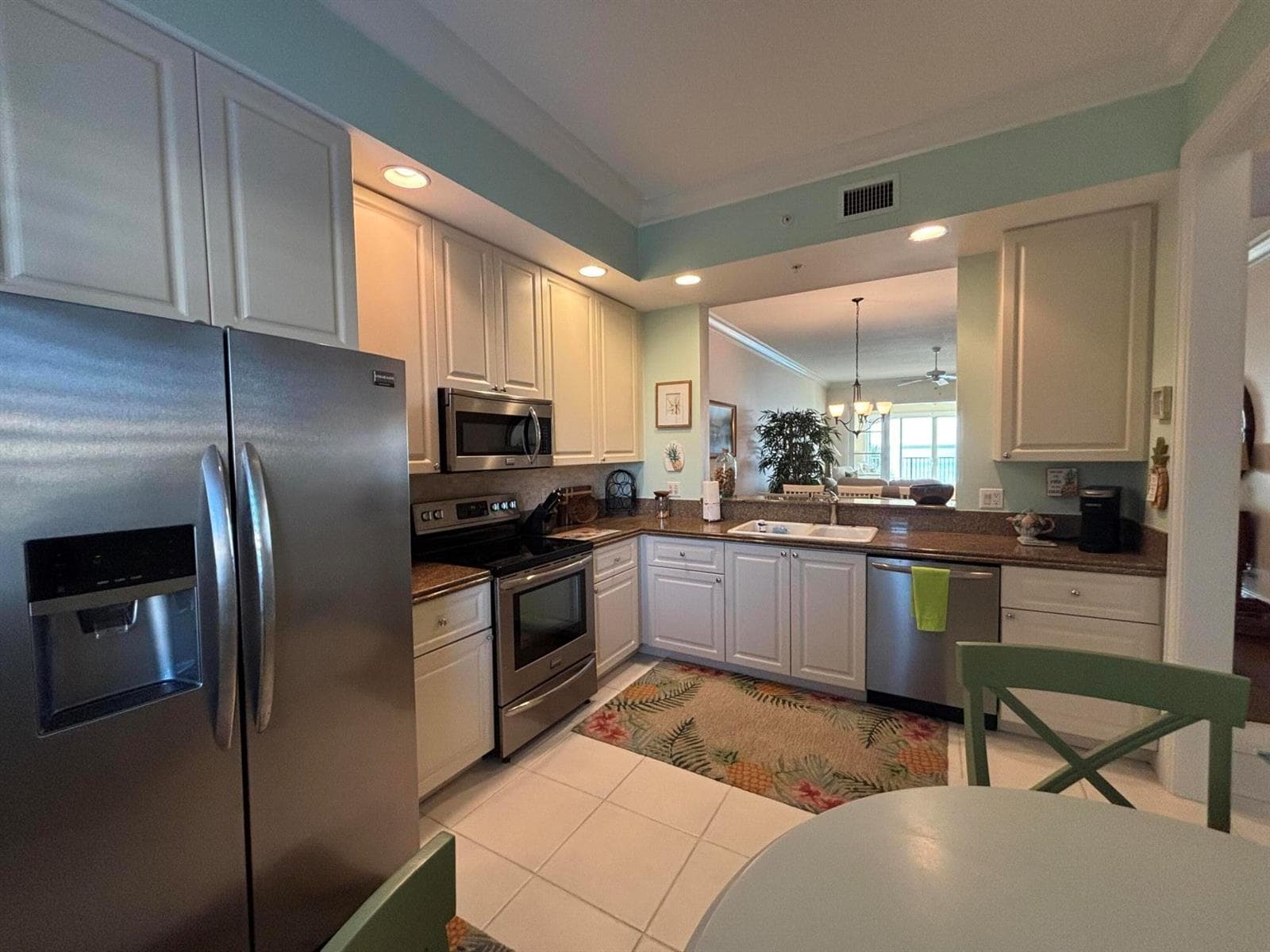 29 HARBOUR ISLE Drive W # 304, Fort Pierce, FL 34949 photo 5