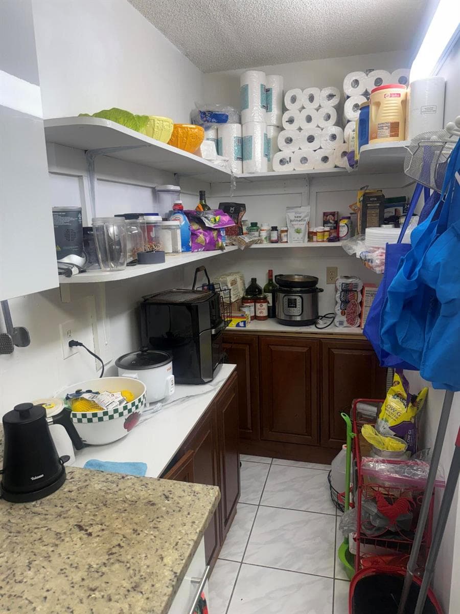 3526 LA PALMAS Court # A-1, FL 33463 photo 3