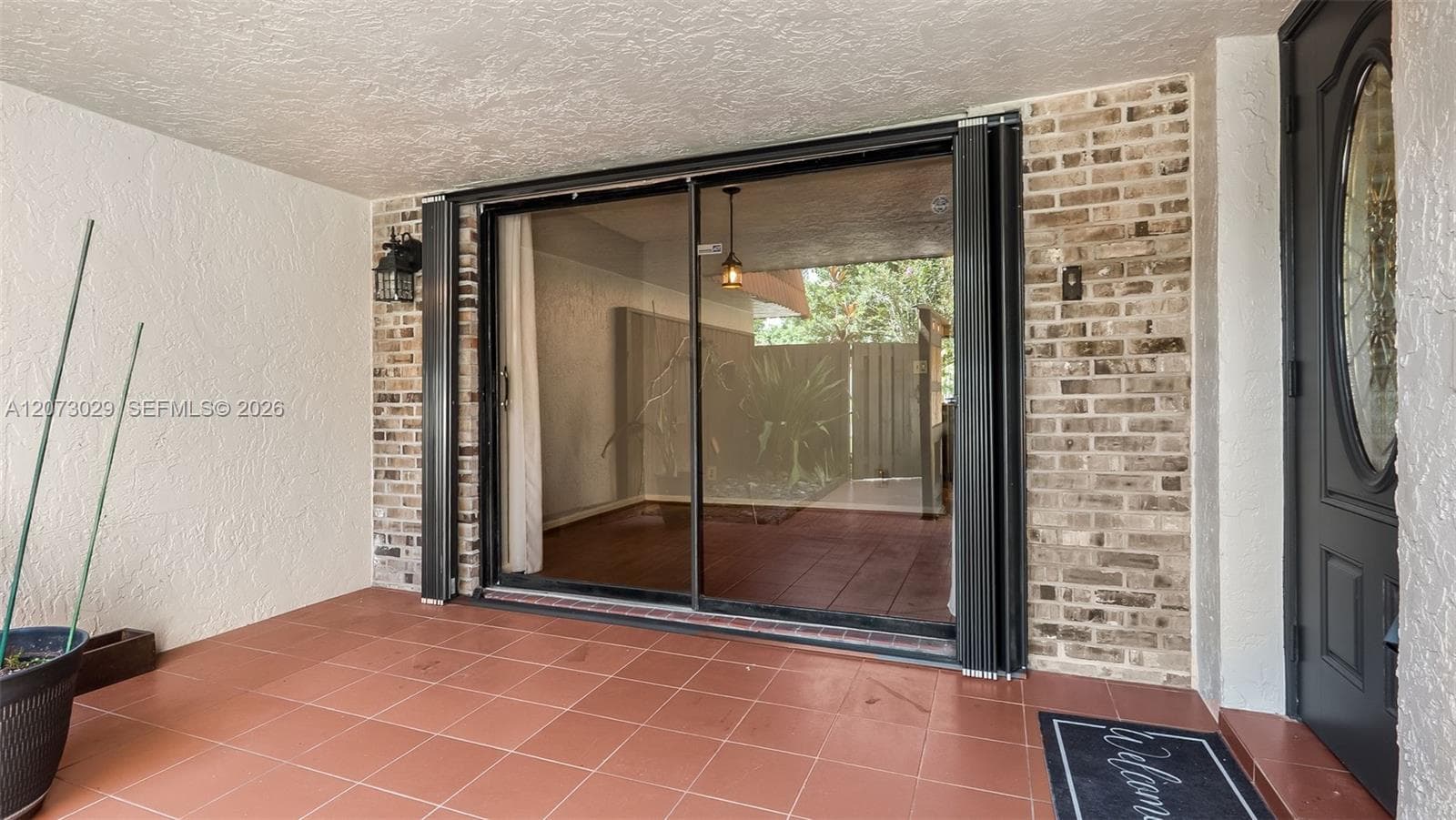 11112 N Harmony Lake Cir, Davie, FL 33324 photo 2