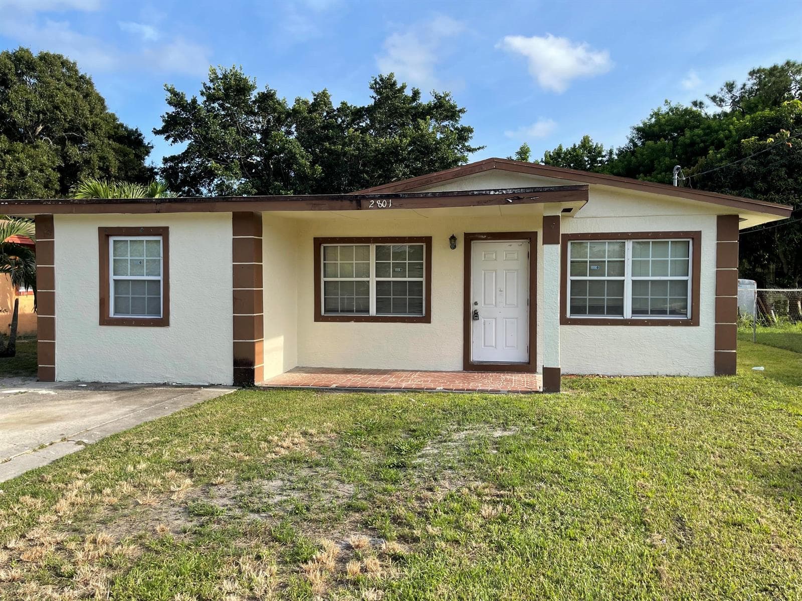 2801 AVENUE E, Fort Pierce, FL 34947