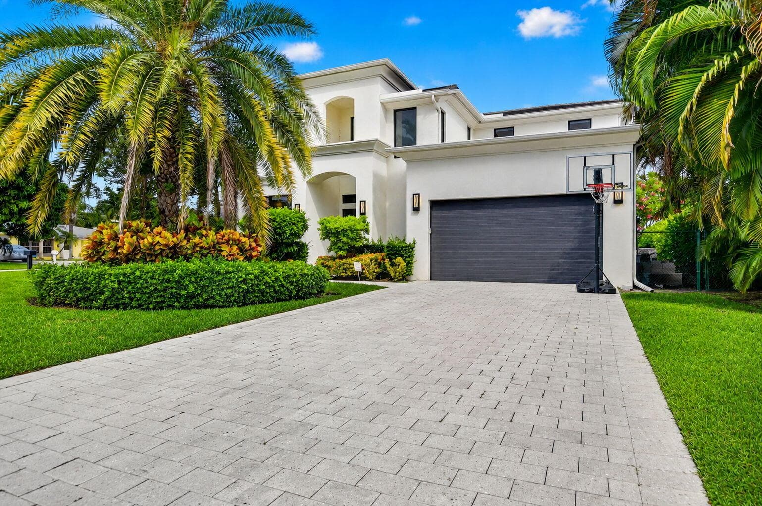 512 LAKE Drive, Delray Beach, FL 33444 photo 3