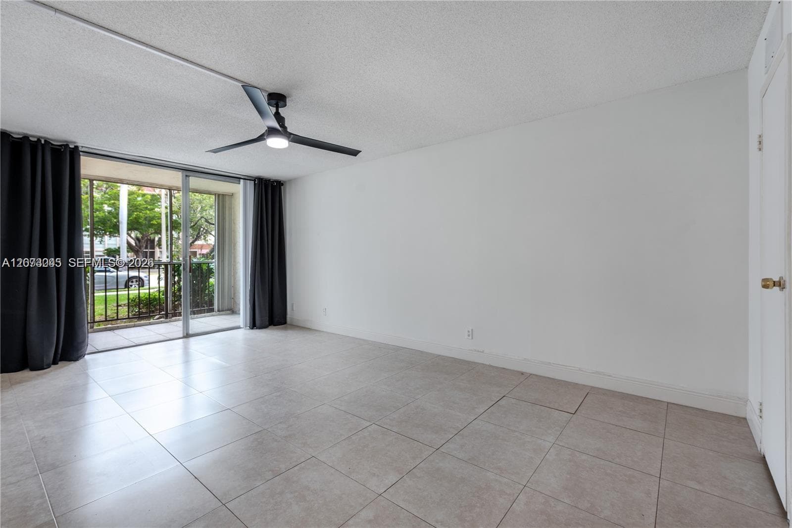 2000 Atlantic Shores Blvd # 107, Hallandale Beach, FL 33009 photo 2