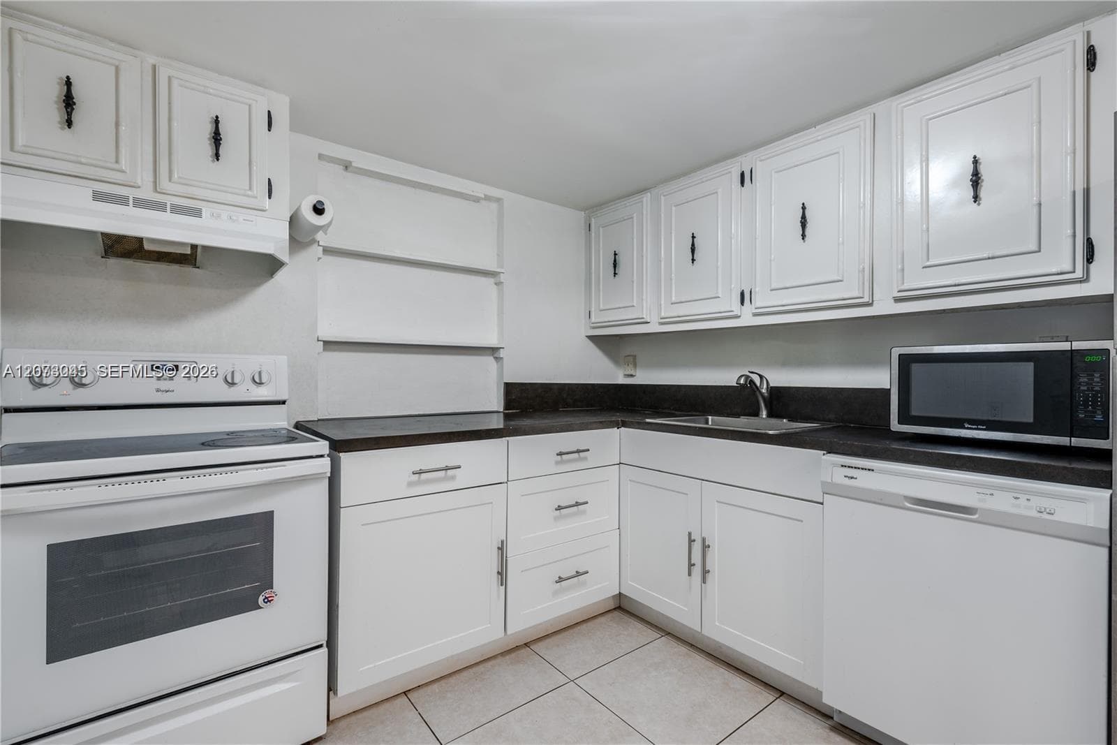 2000 Atlantic Shores Blvd # 107, Hallandale Beach, FL 33009 photo 3