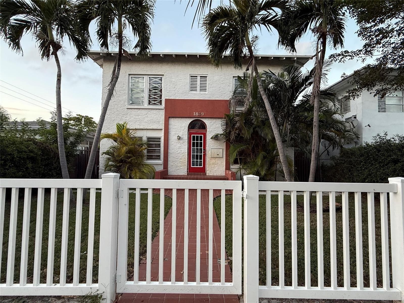 1849 Dewey Street # 2, Hollywood, FL 33020 photo 2