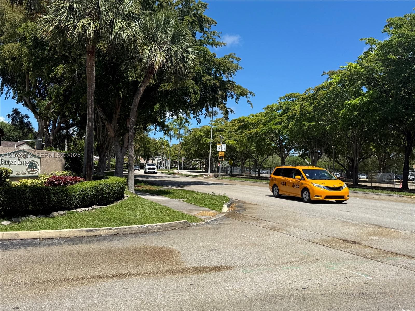 9716 Hammocks Blvd # 101, Miami, FL 33196