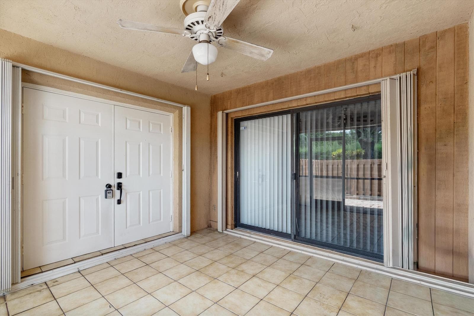2035 SW 24TH Circle, Boynton Beach, FL 33426 photo 3