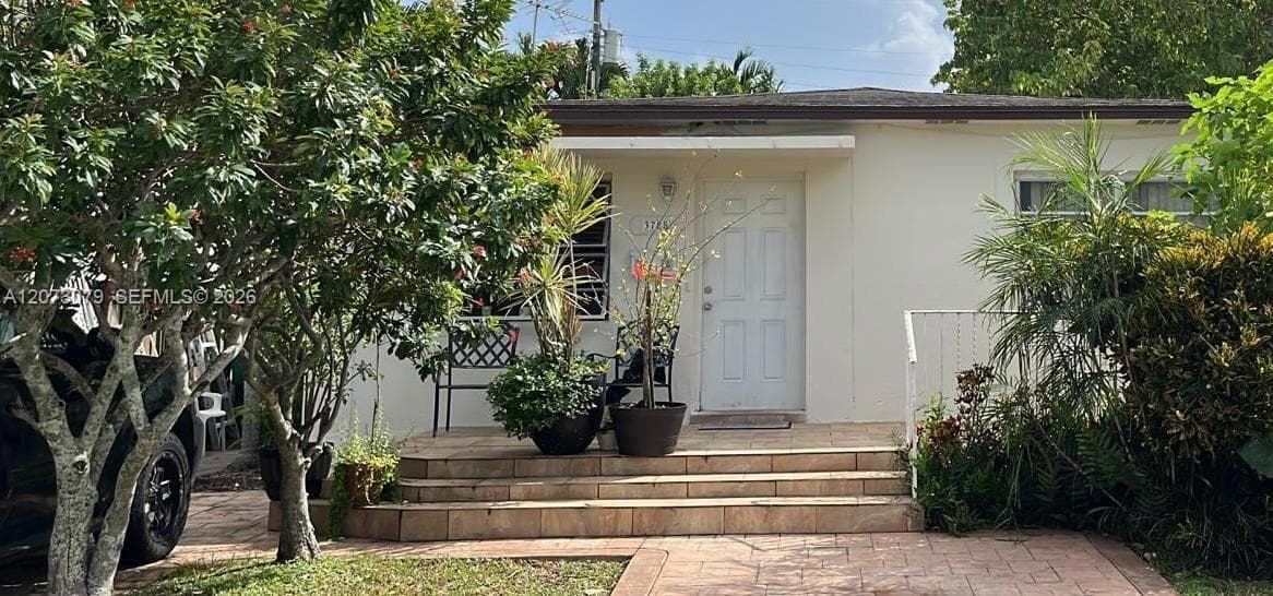 3788 SW 27th Ln, Miami, FL 33134 photo 2