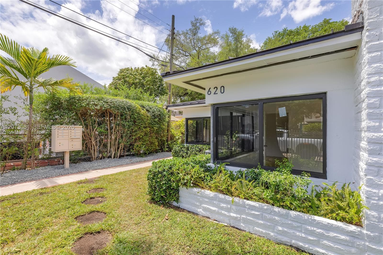 620 SW 6th Ave, Miami, FL 33130 photo 4