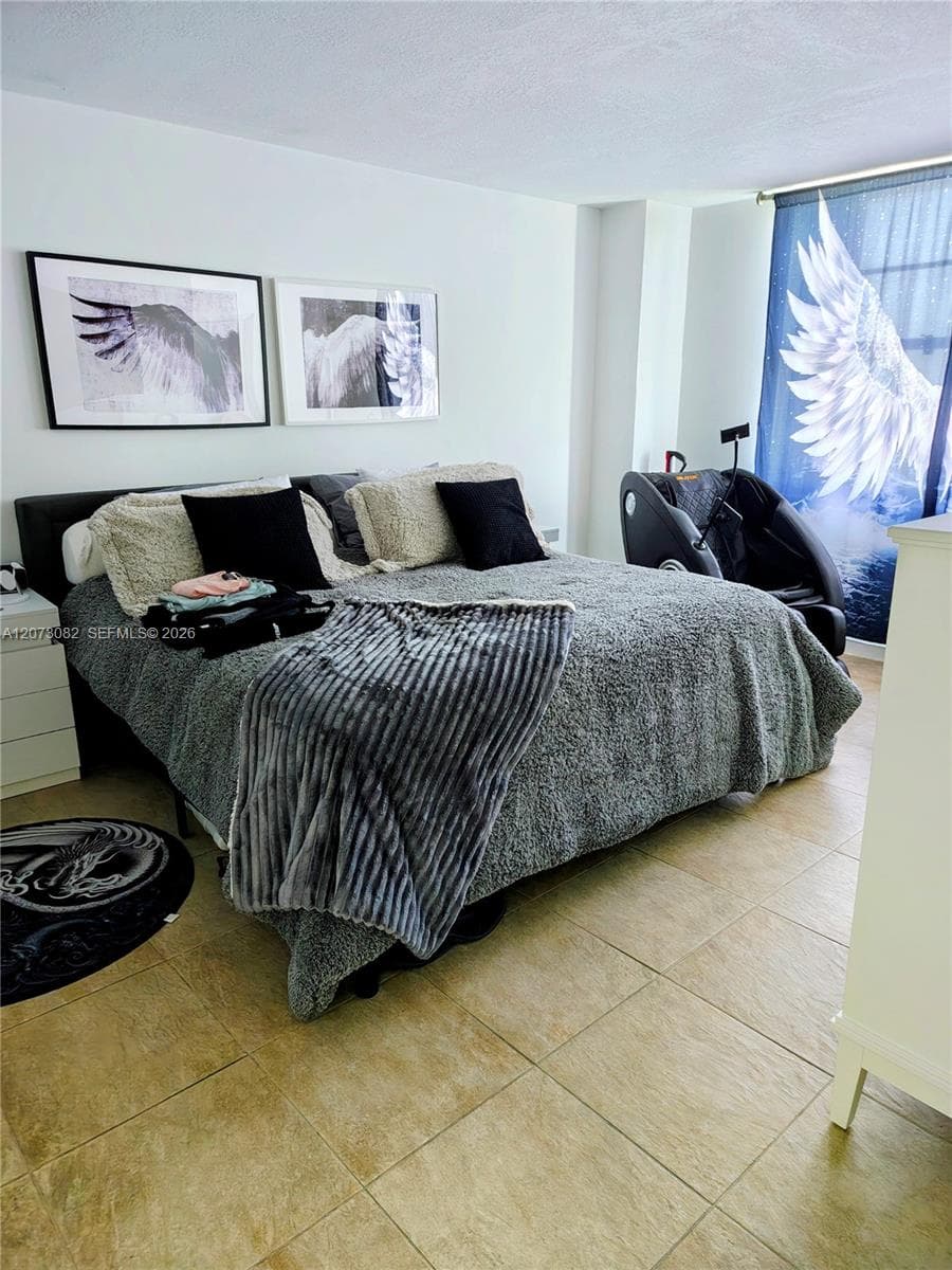 2333 Brickell Ave # 2814, Miami, FL 33129 photo 3