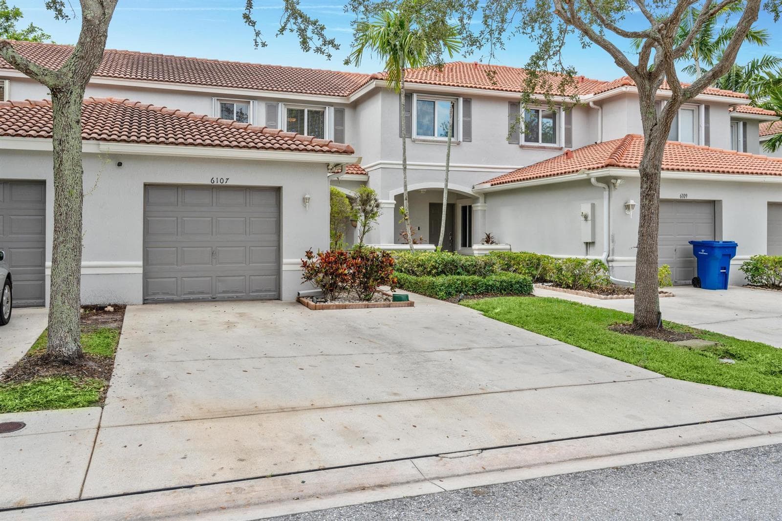 6107 Sandy Bank Terrace, Riviera Beach, FL 33407 photo 2