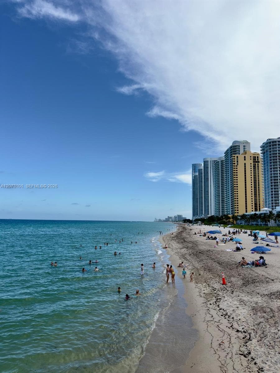16699 Collins Ave # 3609, Sunny Isles Beach, FL 33160 photo 4