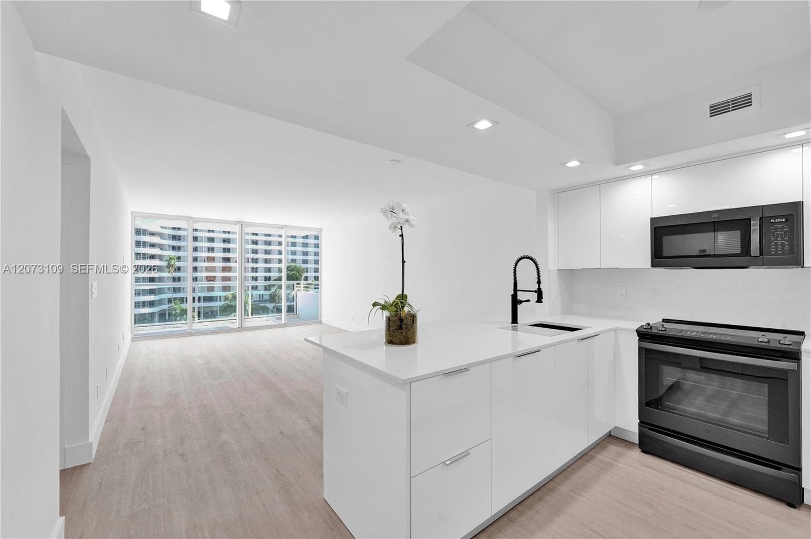 5600 Collins Ave # 6A, Miami Beach, FL 33140 photo 5