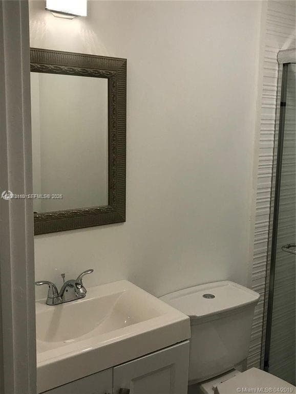 2600 NE 205th St # 2, Miami, FL 33180 photo 4