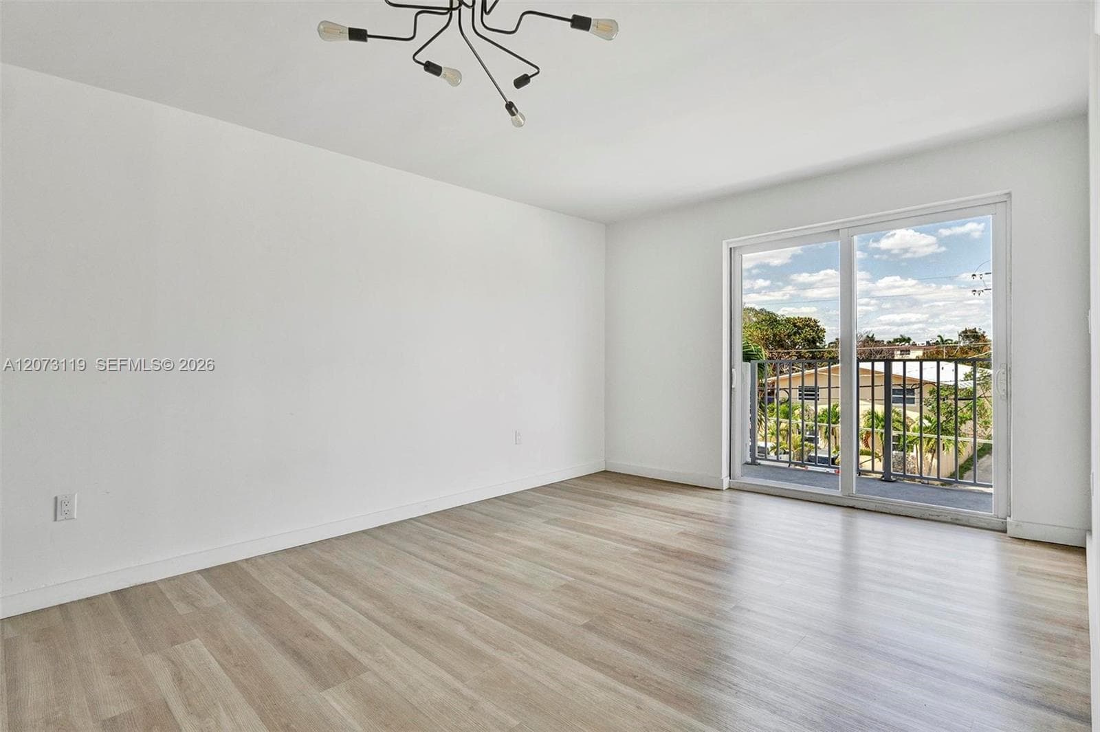 620 SW 10th St # 305, Miami, FL 33130 photo 5