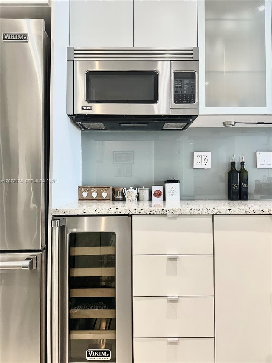 600 NE 36th St # 705, Miami, FL 33137 photo 5