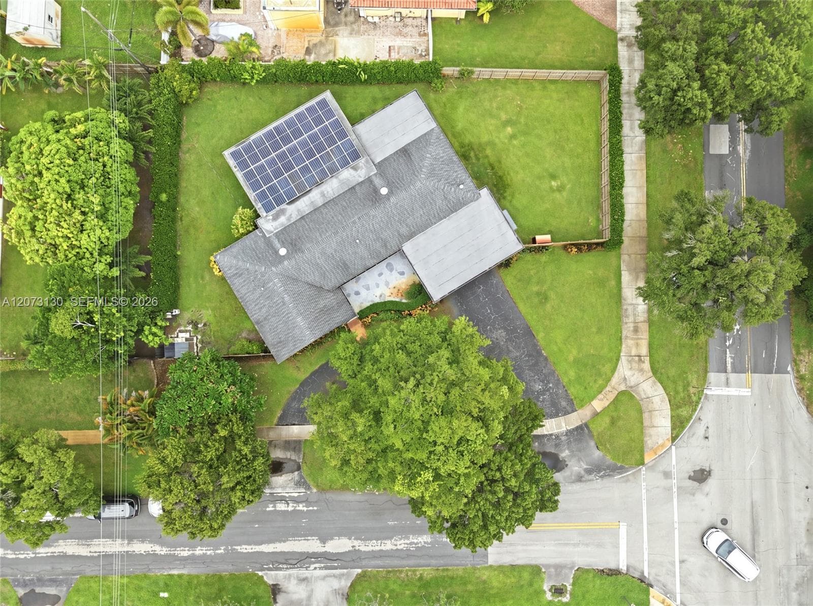341 SW 54th Ave, Plantation, FL 33317 photo 3