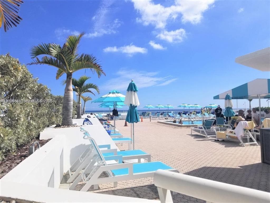 3140 S OCEAN Drive # 210, Hallandale Beach, FL 33009