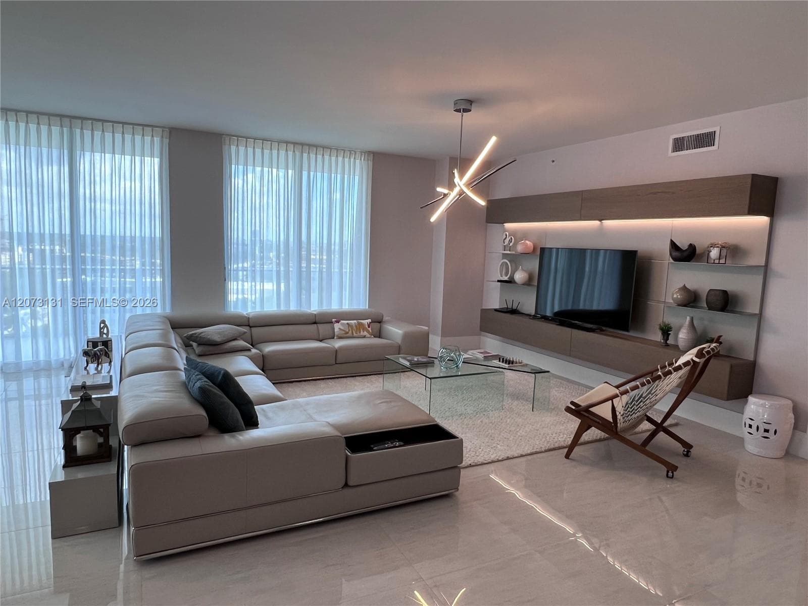 17301 Biscayne Blvd # 1402, North Miami Beach, FL 33160 photo 2