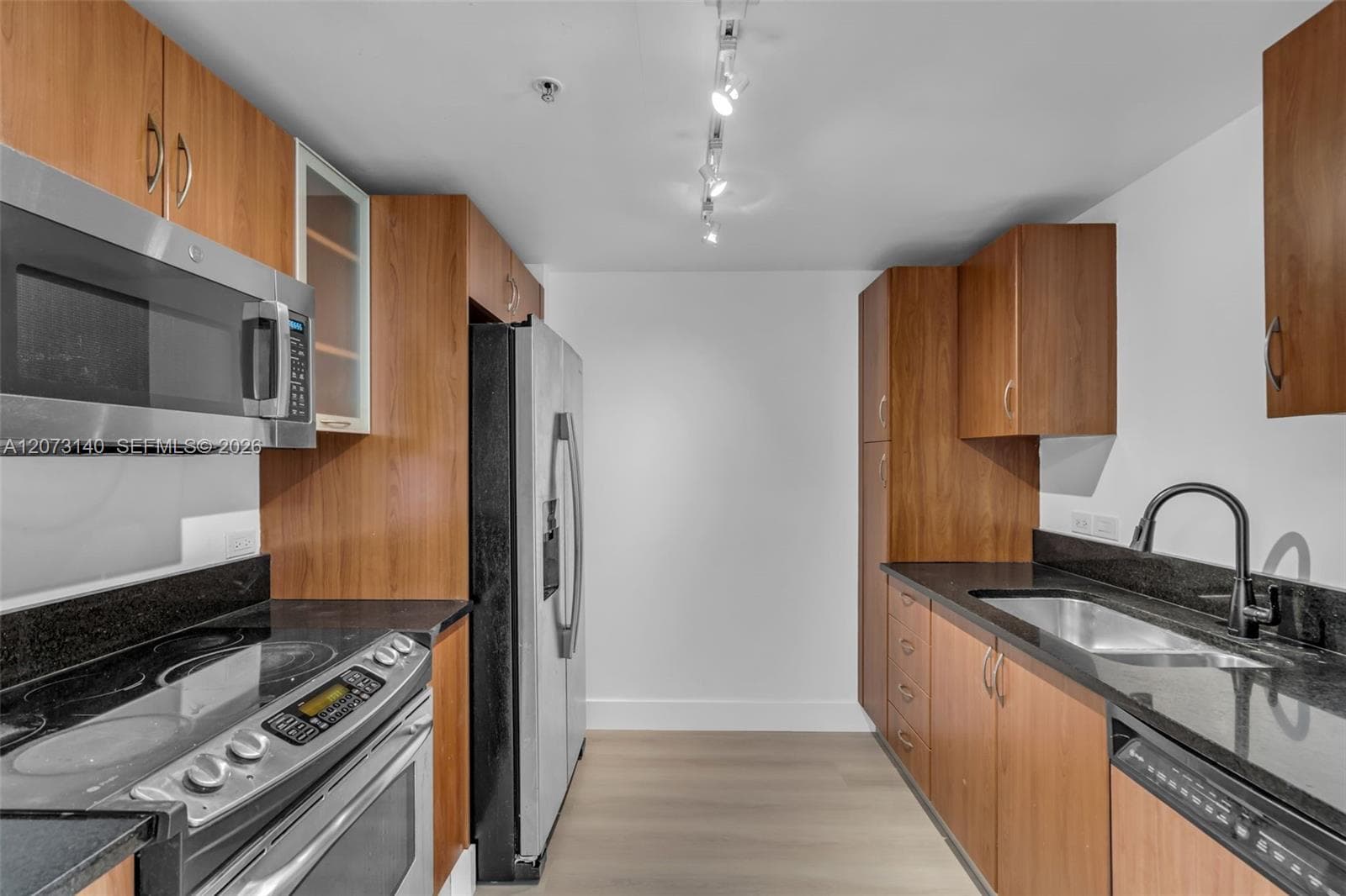 18800 NE 29th Ave # LP1022, Aventura, FL 33180 photo 2