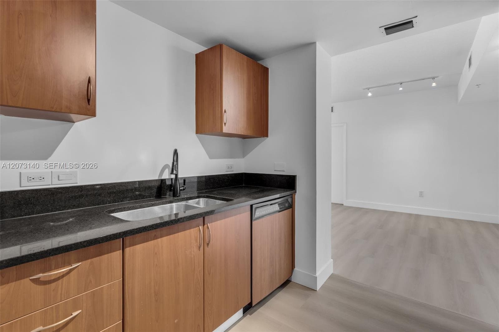 18800 NE 29th Ave # LP1022, Aventura, FL 33180 photo 3