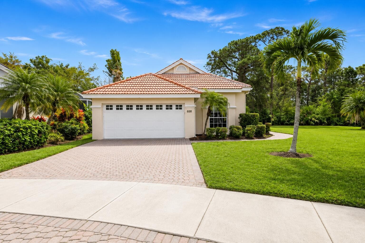 546 SW NEW CASTLE Cove, Port St. Lucie, FL 34986