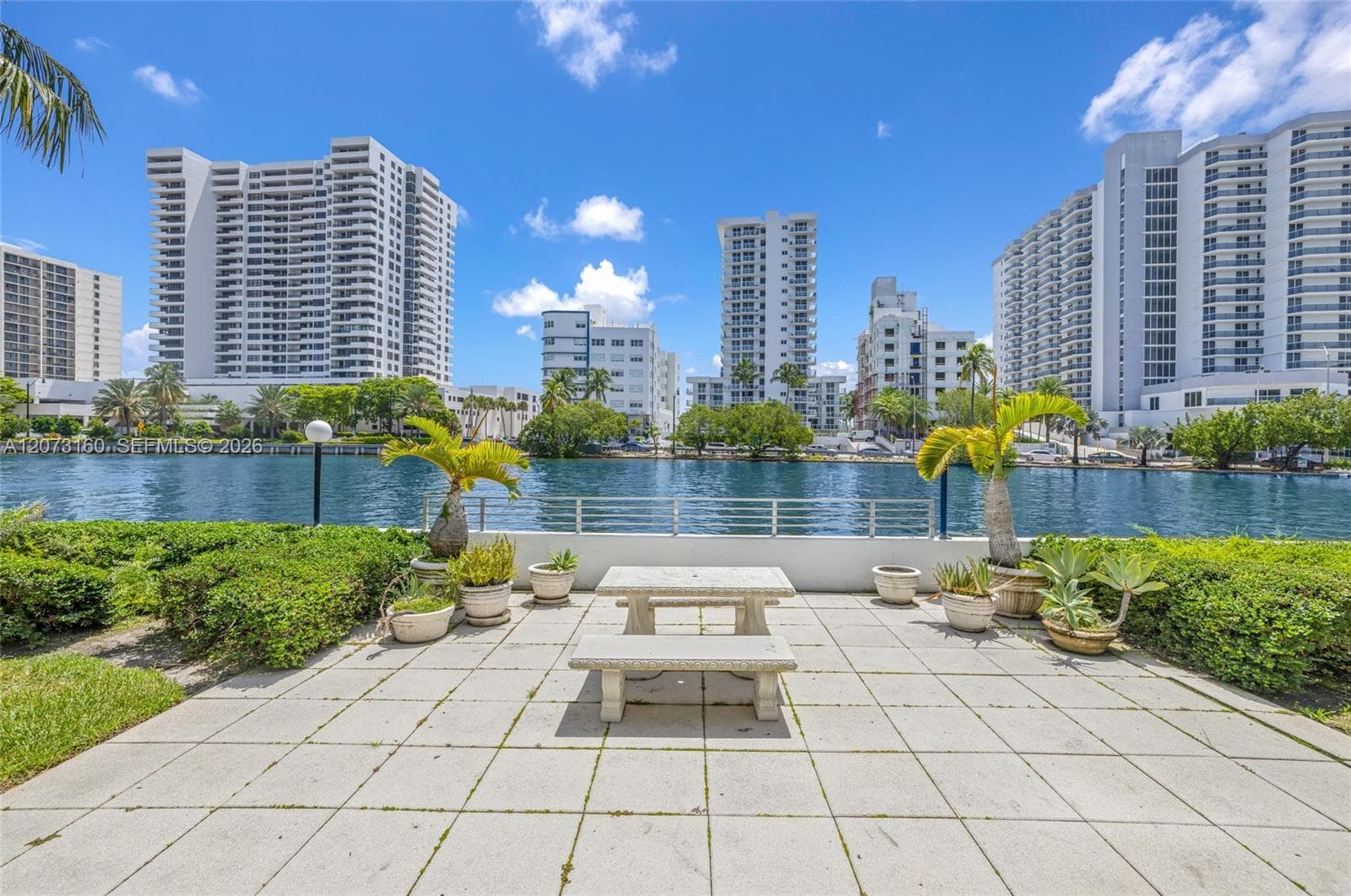 2445 Lake Pancoast Dr # 4, Miami Beach, FL 33140 photo 2