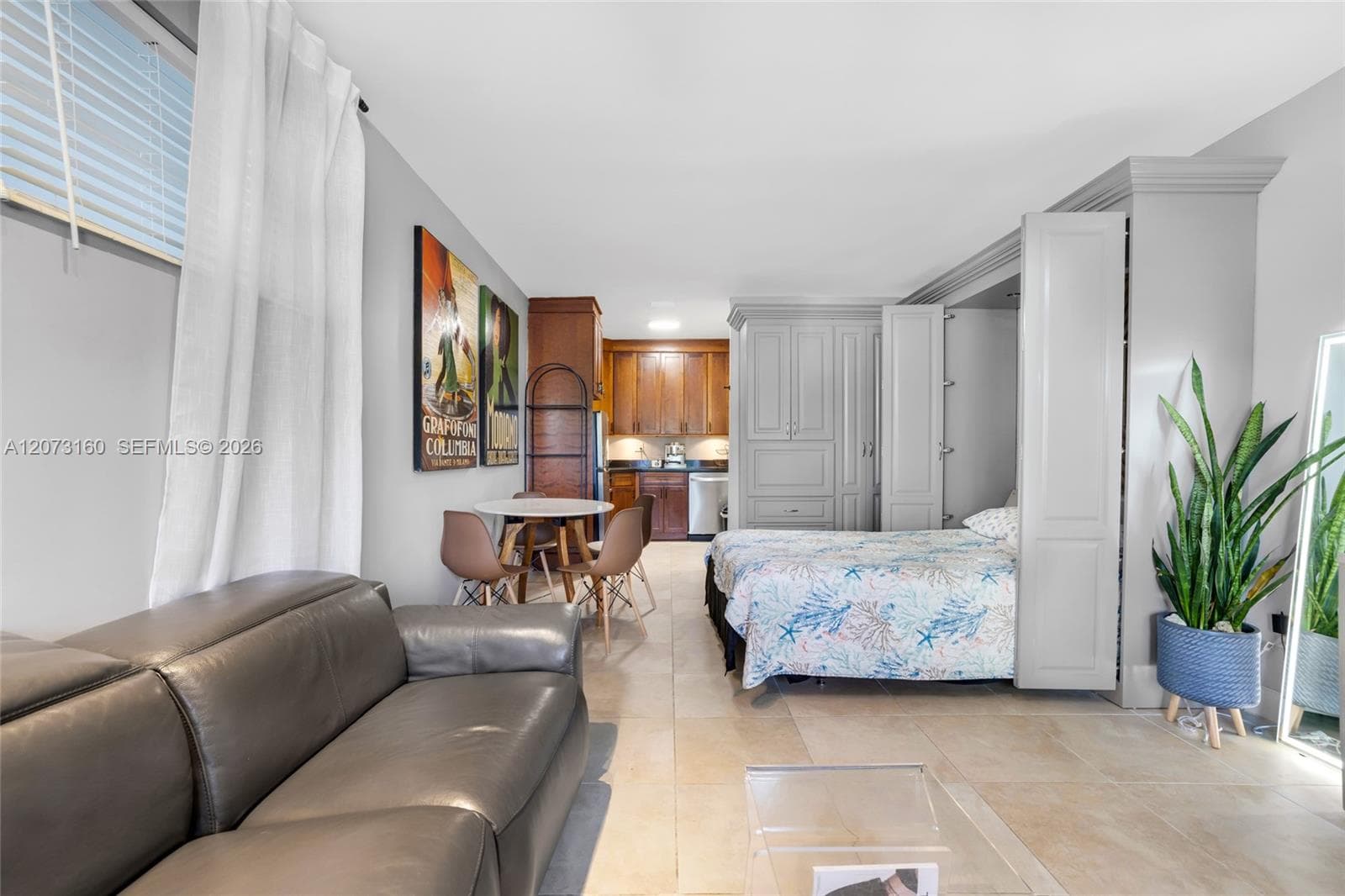 2445 Lake Pancoast Dr # 4, Miami Beach, FL 33140 photo 4