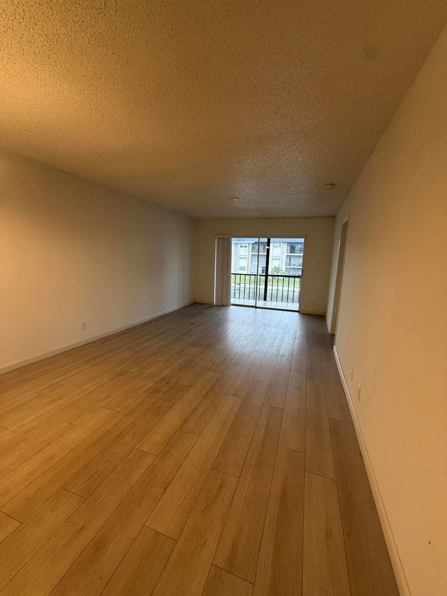 7925 S COLONY Circle S # 206, Tamarac, FL 33321