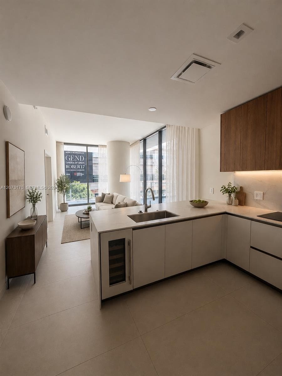 1400 Biscayne Blvd # 202, Miami, FL 33132 photo 2