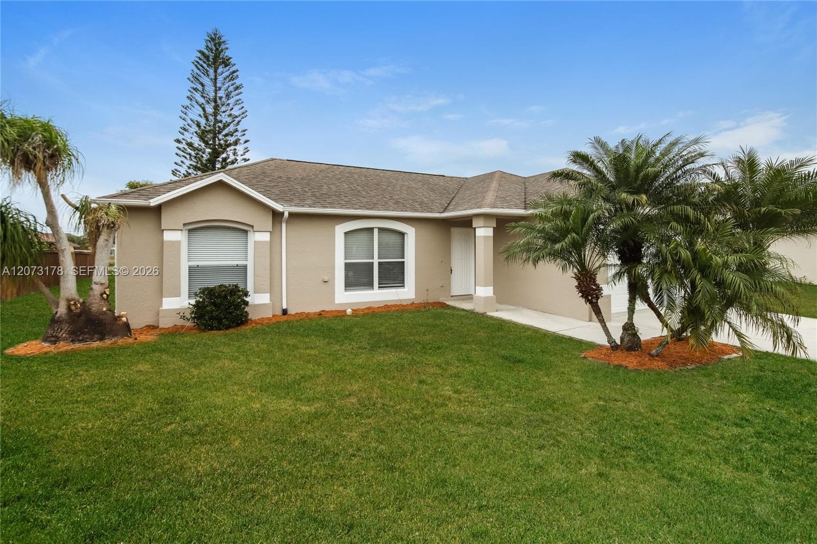371 SW Feldman Ave, Port St. Lucie, FL 34953 photo 2