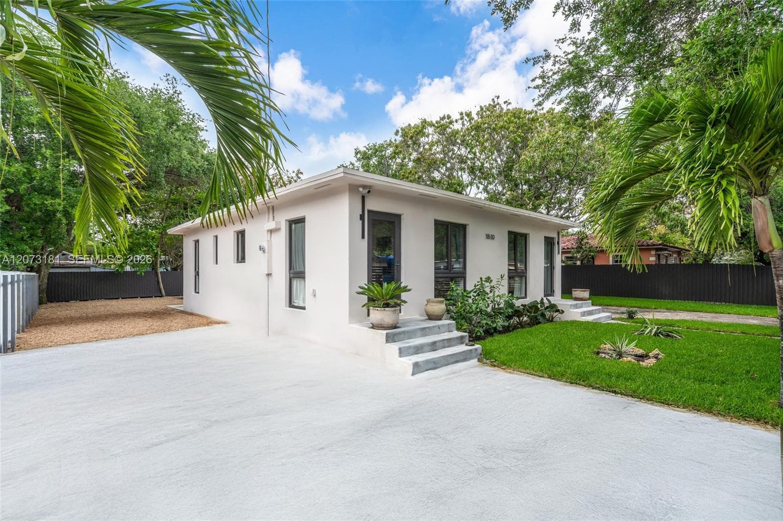 5510 NW 1st Ave, Miami, FL 33127 photo 2