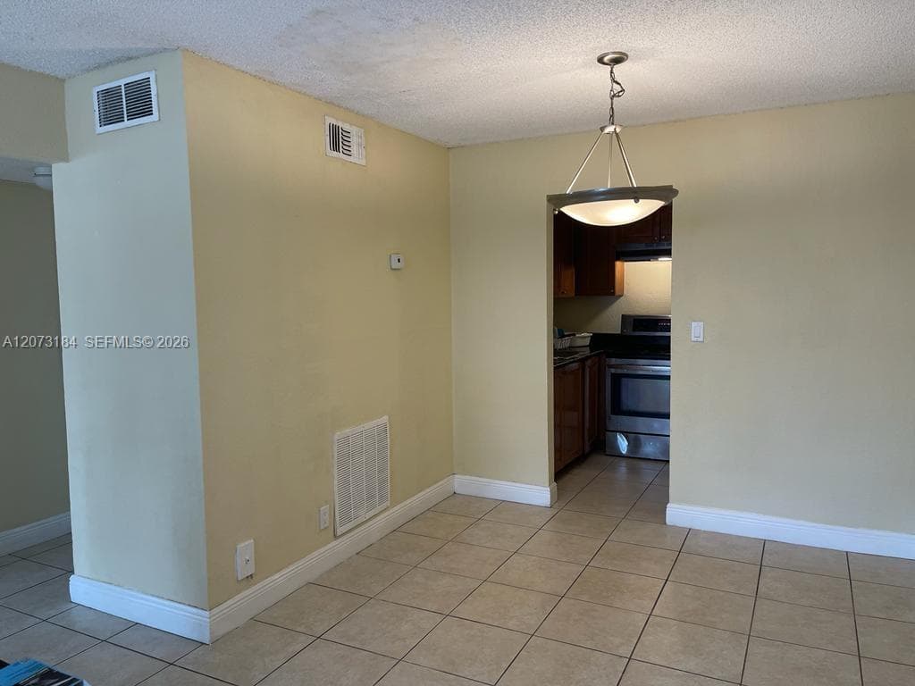 4251 NW 5th St # 112, Plantation, FL 33317 photo 2