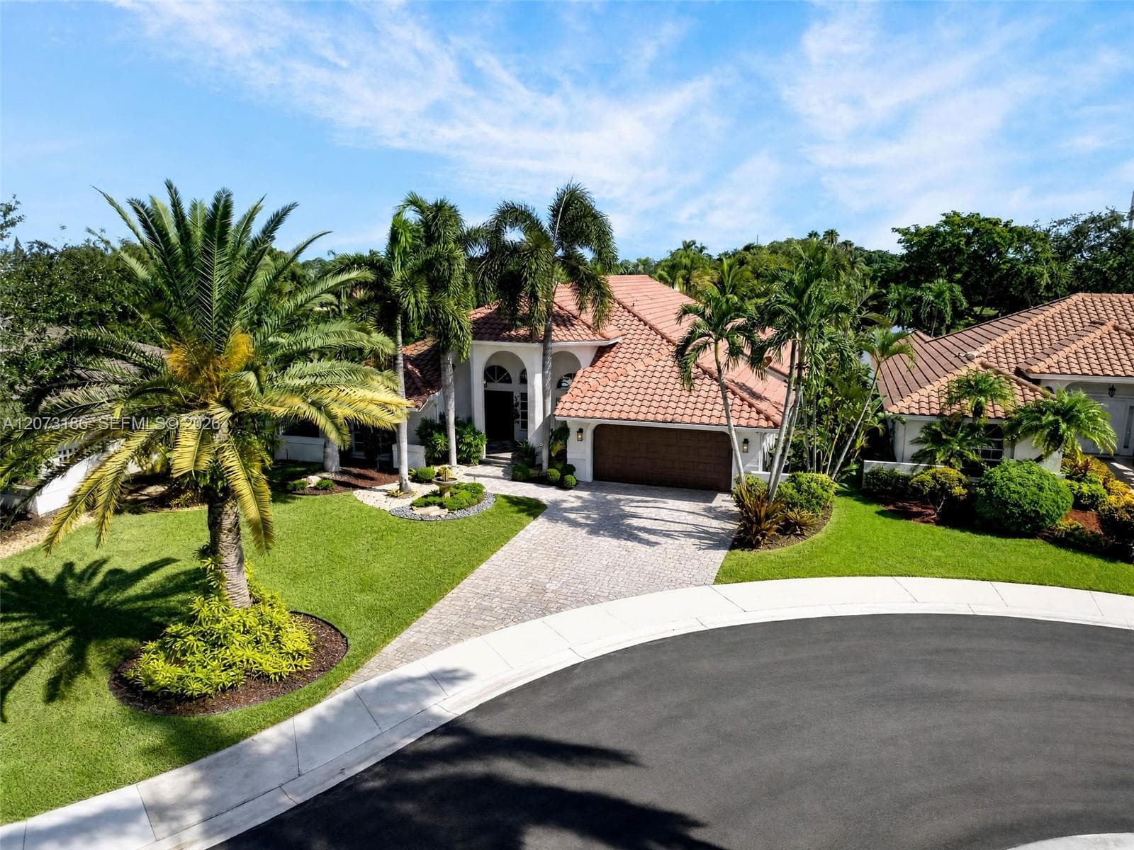 719 Crystal Ct, Weston, FL 33326 photo 2