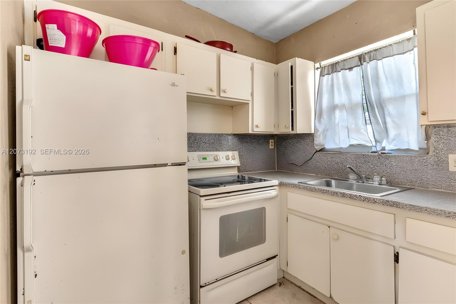 2180 NW 30th St, Miami, FL 33142 photo 5